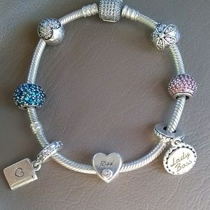 Pandora bracelet with Charms-Authentic